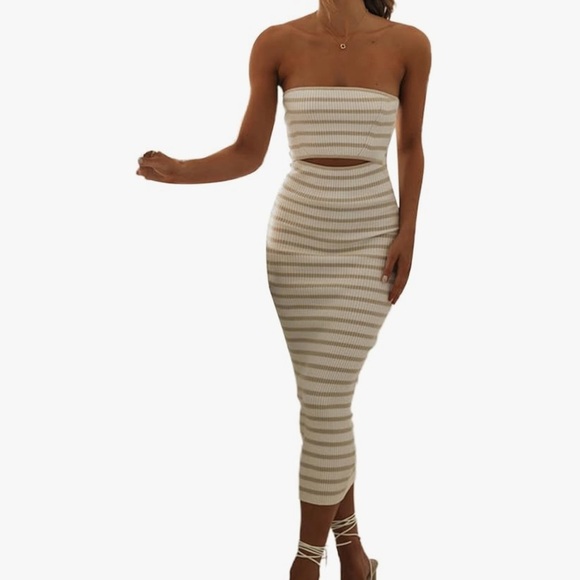 Chic Knit Strapless maxi dress with keyhole | striped white + tan | Small | NWT - Picture 3 of 8